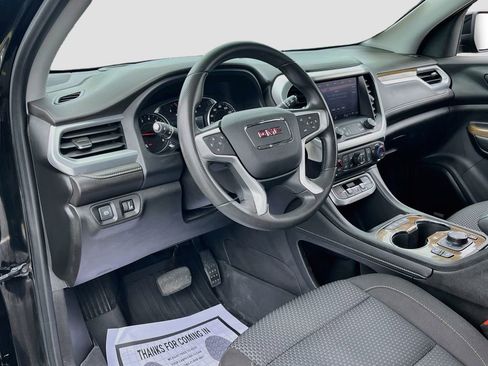 Used 2022 GMC Acadia SLE w/ Driver Convenience Package FWD image 9