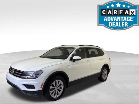 Used 2018 Volkswagen Tiguan SE image 1