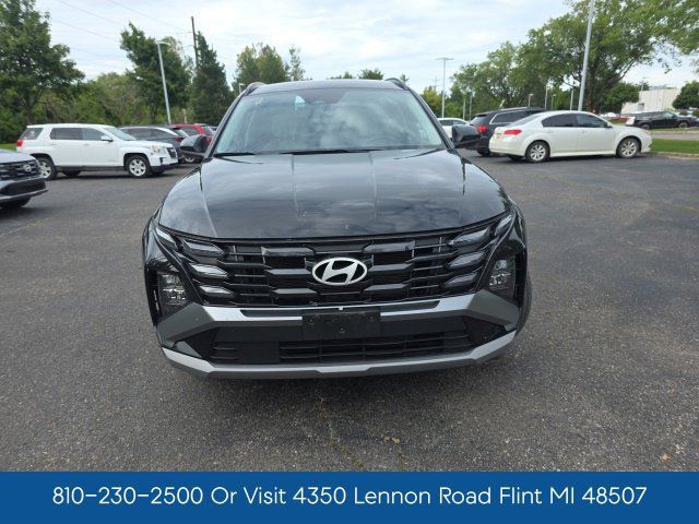 Certified 2025 Hyundai Tucson SEL AWD/4WD image 2