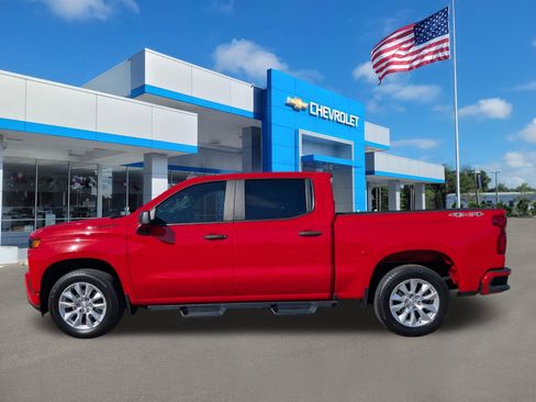 Used 2022 Chevrolet Silverado 1500 Custom w/ LPO, Blackout Package image 7