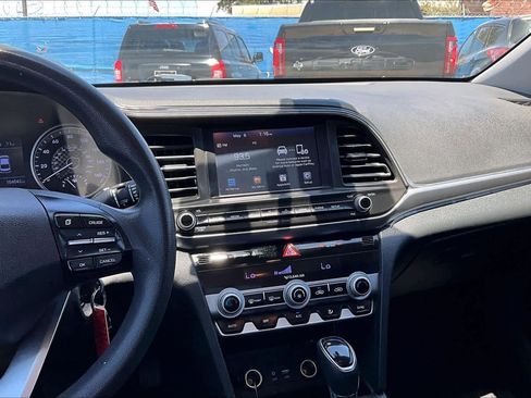 Used 2020 Hyundai Elantra SEL w/ Cargo Package (C1) FWD image 7