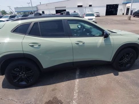 Used 2025 Chevrolet Trax ACTIV w/ Driver Confidence Package FWD image 9