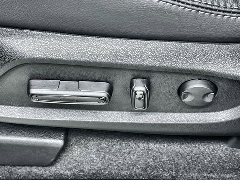 New 2025 Honda Pilot EX-L image 13