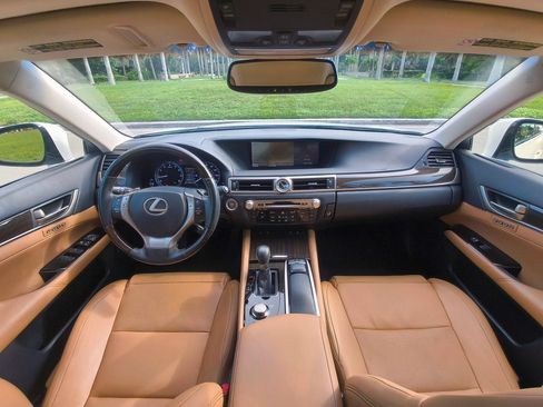 Used 2013 Lexus GS 350 w/ Luxury Pkg RWD image 9
