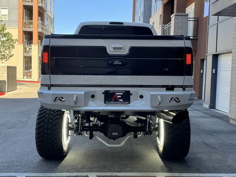 Used 2013 Ford F250 Platinum AWD/4WD image 8