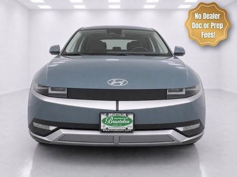 Used 2024 Hyundai Ioniq 5 SEL AWD/4WD image 2