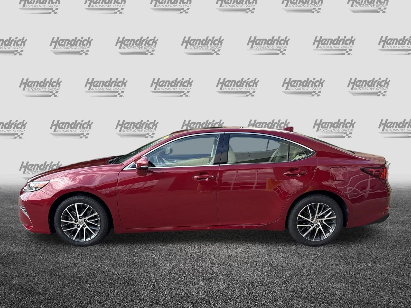 Used 2017 Lexus ES 350 w/ Luxury Package FWD image 7