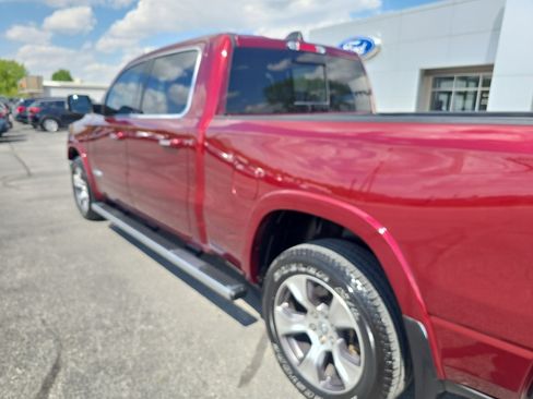 Used 2022 RAM 1500 Laramie AWD/4WD image 12
