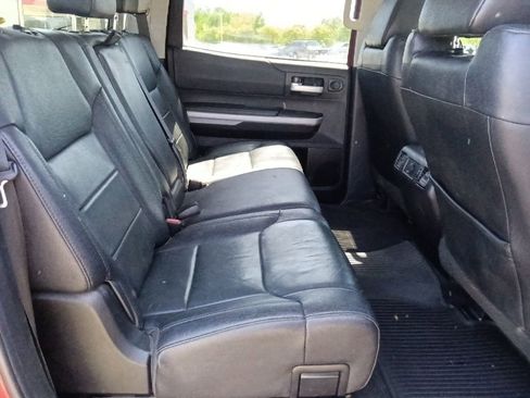 Used 2020 Toyota Tundra SR5 w/ SR5 Leather Package AWD/4WD image 30