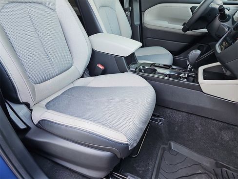 Certified 2026 Subaru Forester Premium image 10