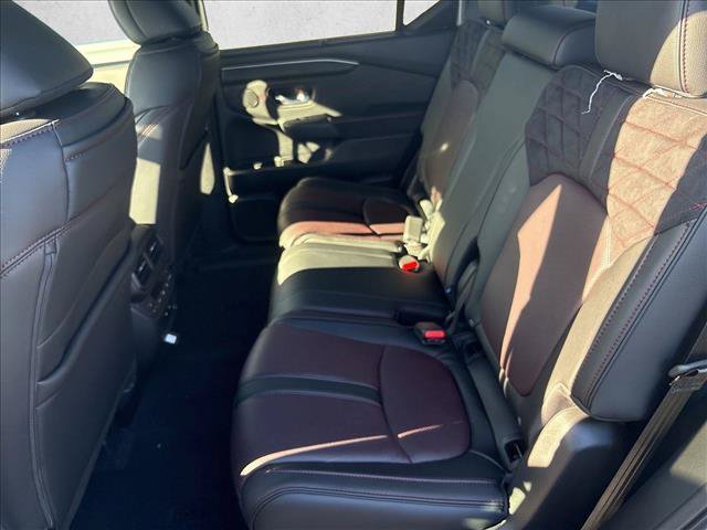 New 2026 Honda Pilot Black Edition image 15