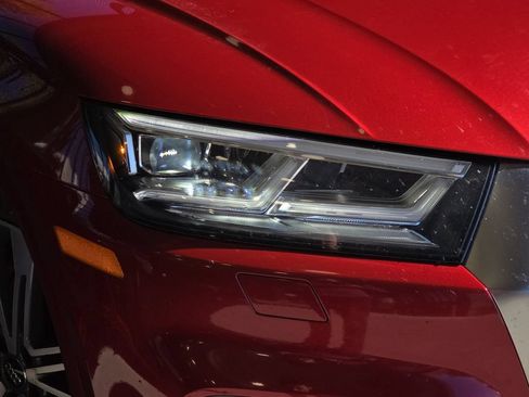 Used 2018 Audi SQ5 Prestige w/ Prestige Package AWD/4WD image 33