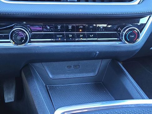 Used 2025 Chevrolet Equinox LT image 27