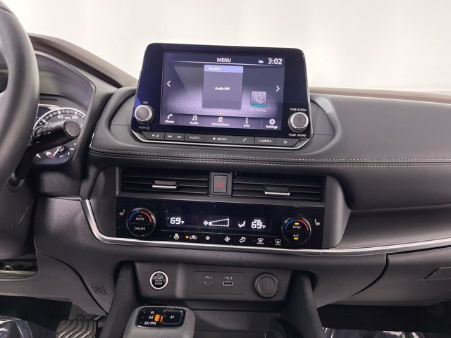 Used 2023 Nissan Rogue SV w/ SV Premium B Package FWD image 26