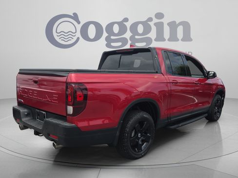 Used 2024 Honda Ridgeline Black Edition image 5
