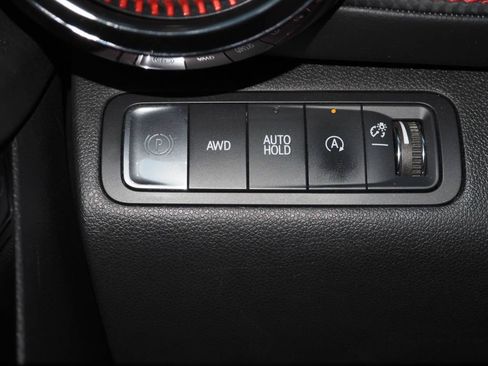 Certified 2025 Chevrolet Equinox RS w/ Safety and Technology Package image 29