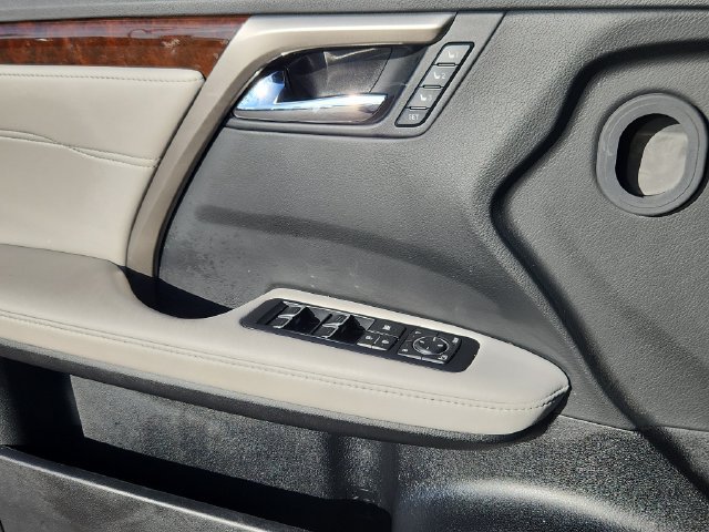 Used 2017 Lexus RX 450h AWD image 6