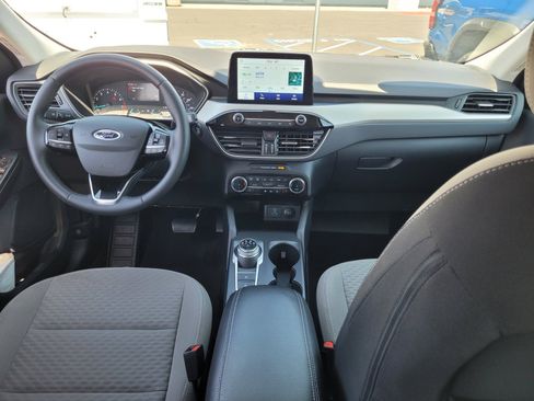 Used 2022 Ford Escape SE w/ Convenience Package FWD image 16