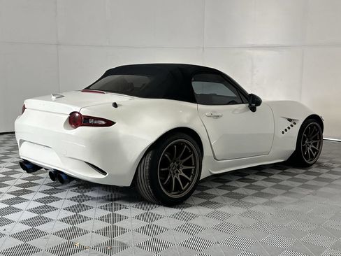 Used 2018 MAZDA MX-5 Miata Grand Touring RWD image 8