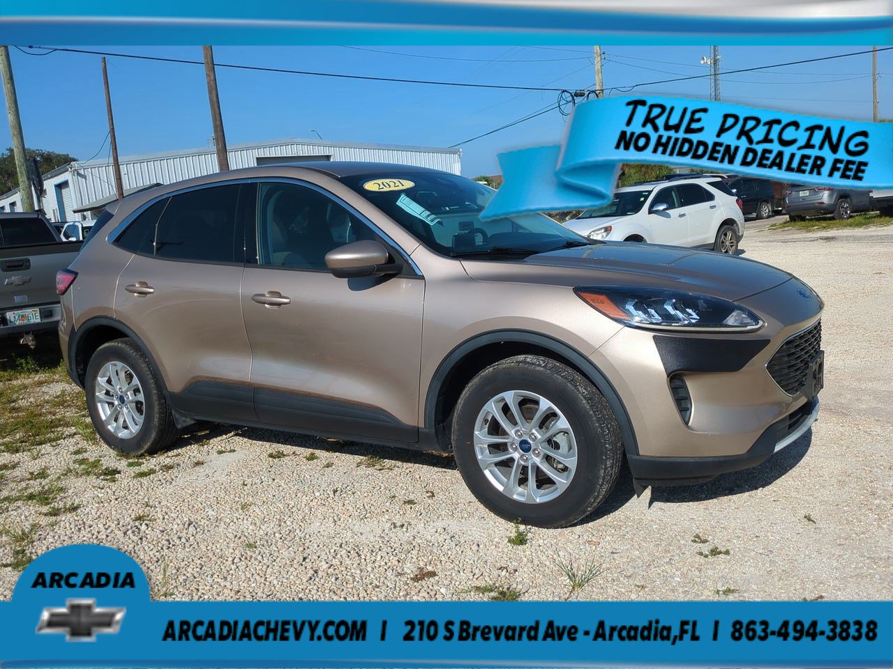 Used 2021 Ford Escape SE w/ Convenience Package AWD/4WD image 2