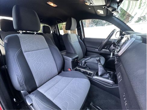 Used 2021 Toyota Tacoma TRD Sport w/ Advanced Technology Package AWD/4WD image 15