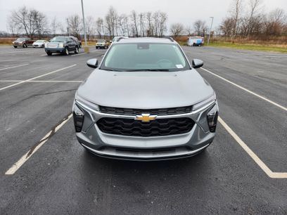 New 2026 Chevrolet Trax LT w/ Sunroof Package