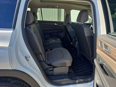 New 2026 Volkswagen Atlas SEL AWD/4WD image 32