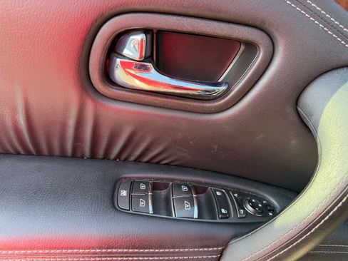 Used 2019 Nissan Armada Platinum w/ Captain's Chairs Package AWD/4WD image 11