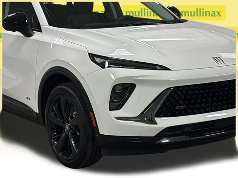 New 2026 Buick Envision Sport Touring image 4