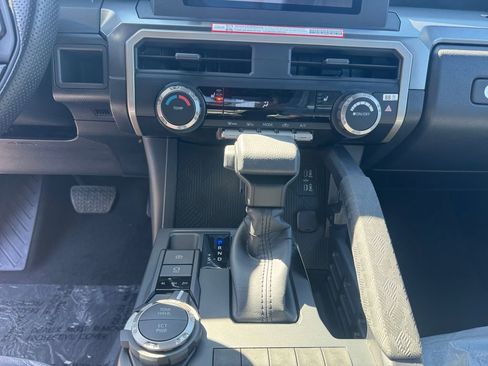 New 2026 Toyota Tacoma SR5 AWD/4WD image 11
