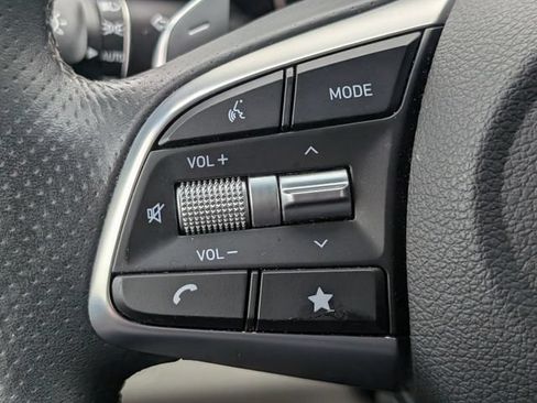 Used 2023 Genesis G70 2.0T RWD image 22