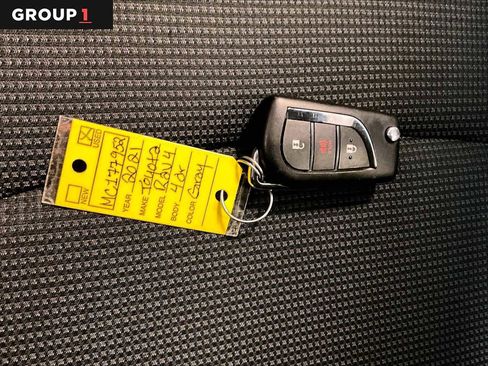 Certified 2021 Toyota RAV4 LE image 14