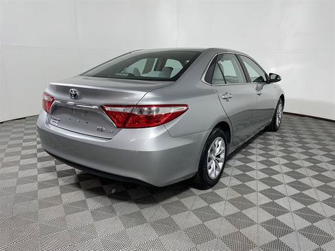 Used 2015 Toyota Camry LE FWD image 7