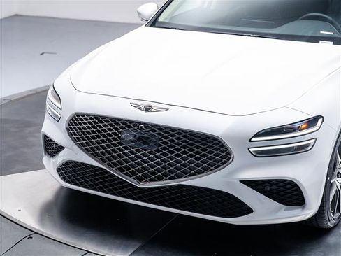 New 2026 Genesis G70 2.5T Prestige image 9