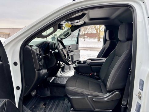 Used 2024 Chevrolet Silverado 2500 W/T w/ WT Convenience Package image 2