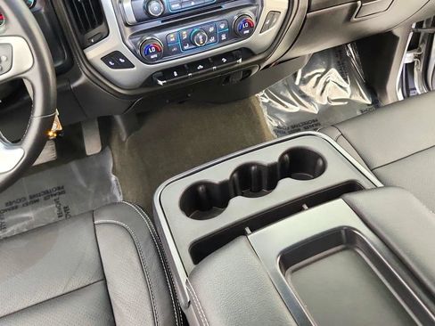 Used 2017 GMC Sierra 1500 SLE w/ SLE Value Package AWD/4WD image 30