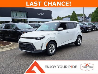 Used 2023 Kia Soul LX w/ LX Technology Package