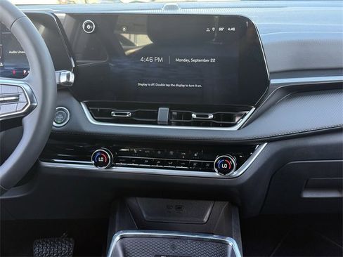 New 2026 Chevrolet Equinox LT w/ Convenience Package II image 15