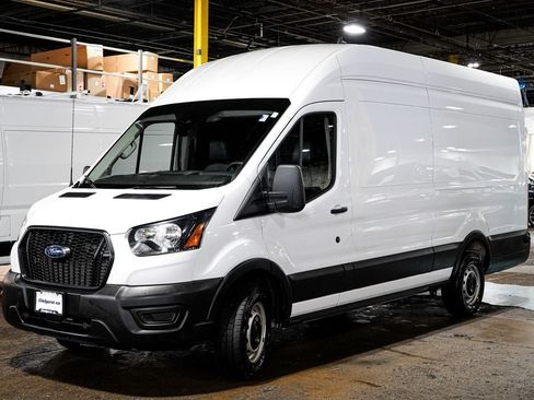 Used 2025 Ford Transit 250 148 High Roof Extended w/ Load Area Protection Package RWD image 3