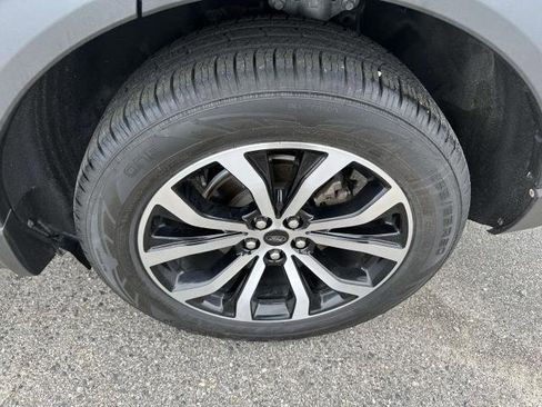 Used 2023 Ford Explorer ST image 30