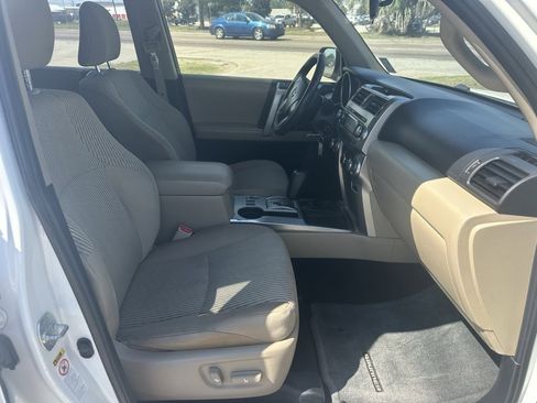 Used 2012 Toyota 4Runner SR5 image 17