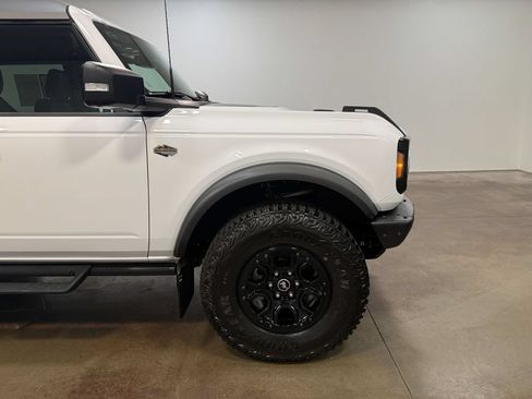 Used 2024 Ford Bronco Wildtrak AWD/4WD image 31