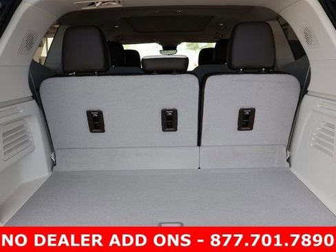 New 2026 GMC Acadia Denali w/ Super Cruise Package image 18