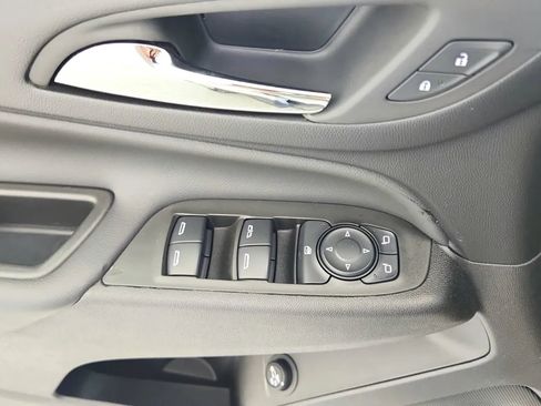 Used 2024 Chevrolet Equinox LT w/ LPO, Floor Liner Package image 33