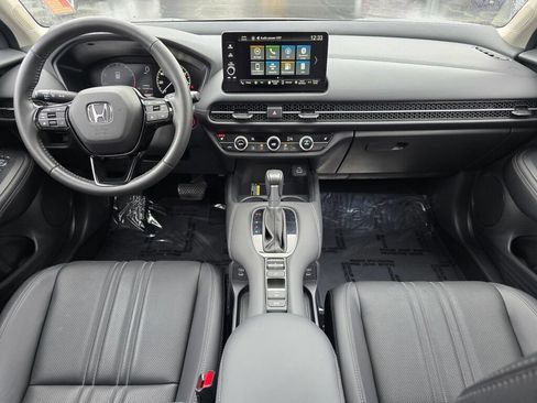 Certified 2024 Honda HR-V EX-L image 2