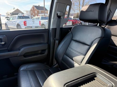 Used 2017 GMC Sierra 3500 Denali w/ Duramax Plus Package image 27