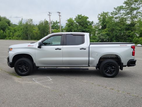 Used 2020 Chevrolet Silverado 1500 Custom Trail Boss w/ Custom Convenience Package AWD/4WD image 8