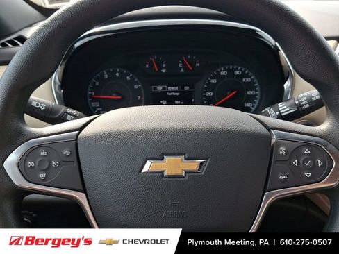 Certified 2023 Chevrolet Traverse LS AWD/4WD image 22