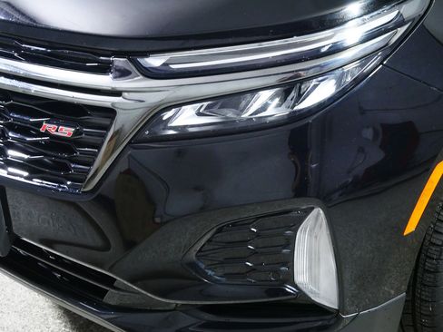 Used 2023 Chevrolet Equinox RS w/ LPO, Floor Liner Package image 16