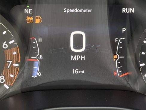 New 2026 Jeep Compass Latitude image 30